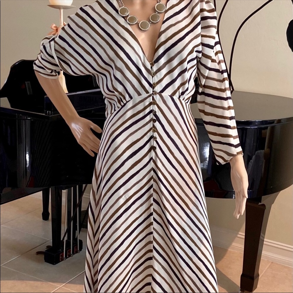 Massimo Dutti Striped V‑Neck Midi Dress in White and Brown